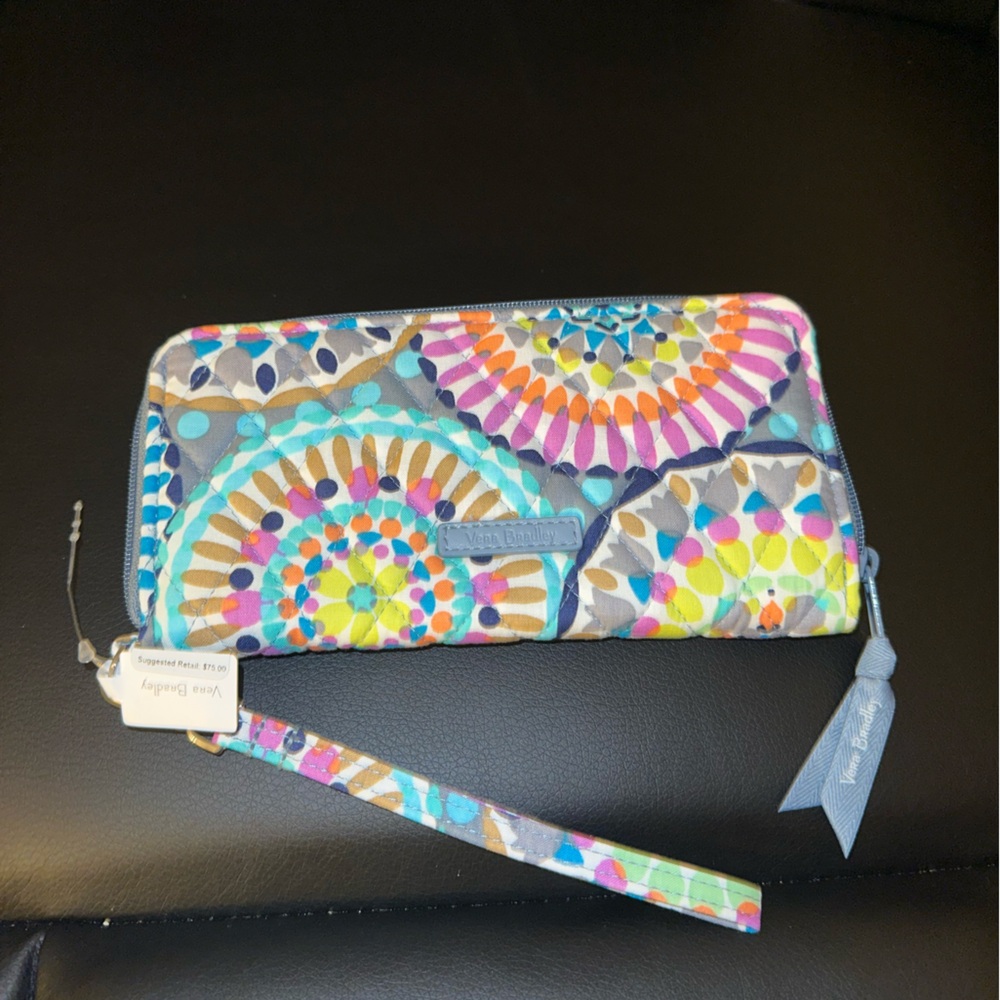 💚🩷 Slim Wristlet 🩶